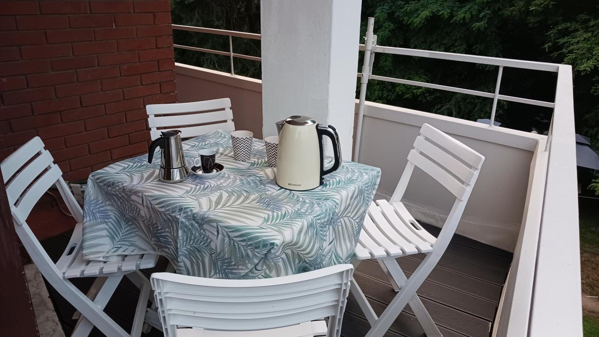 Lake Maggiore 2 Minutes Apartment Dormelletto Luaran gambar